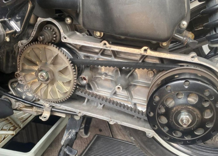 Cara Membersihkan Kerak Mesin Motor Setelah Perjalanan Jauh: Tampilan Rapi, Performa Tetap Optimal