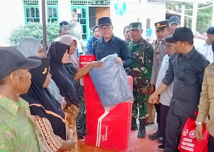 50 Korban Angin Puting Beliung di Banyuasin Terima Bantuan, Pemerintah Siapkan Sistem Peringatan Dini Bencana