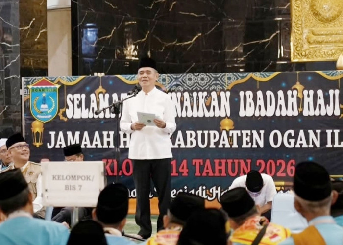 Lepas Jemaah Haji Ogan Ilir, Wabup Ardani Ingatkan Jaga Kesehatan Saat di Tanah Suci & Fokus Jalankan Ibadah