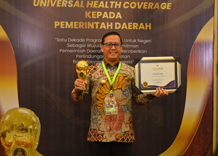 Banyuasin Raih UHC Award 2024, Cakupan Kesehatan Mencapai 99,7 Persen di Bawah Kepemimpinan Muhammad Farid