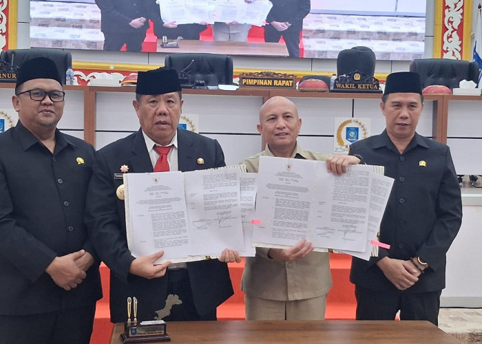 DPRD Babel Ketok Dua Perda Baru, Kemenkum Babel Tekankan Harmonisasi Regulasi
