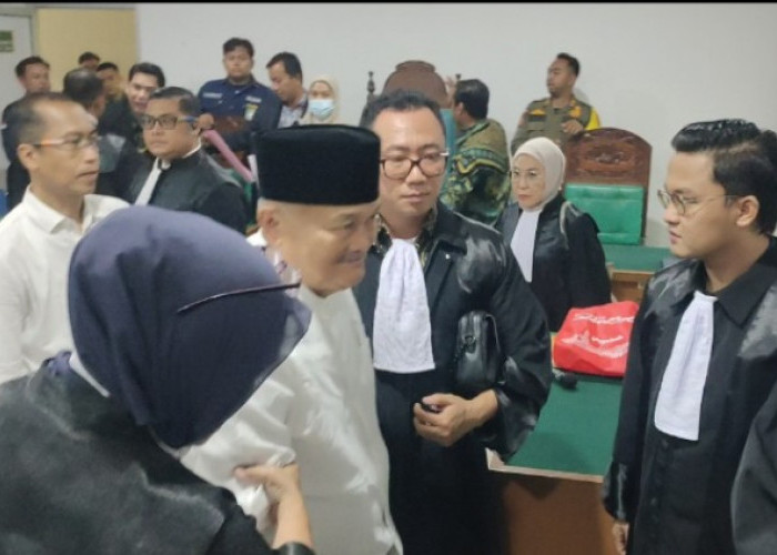 Alex Noerdin Cs Didakwa Korupsi Memperkaya PT Magna Beatum hingga Rugikan Negara Rp137,7 Miliar