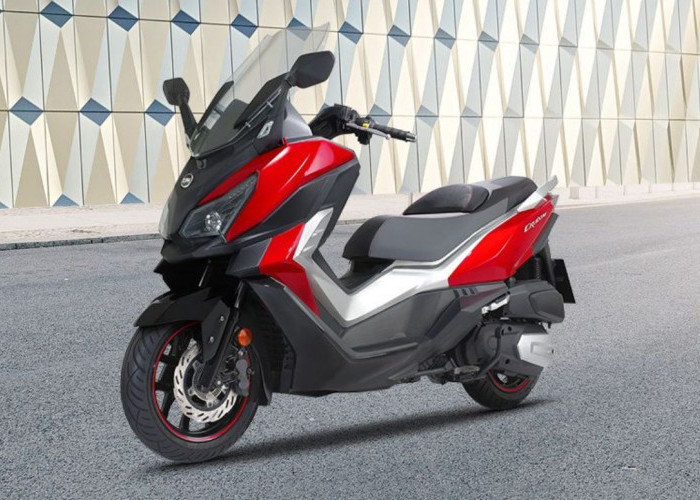 Motor SYM 300 Cocok Dipakai dii Jalan Perkotaan, Konsumsi BBM-nya Irit Cukup 27,5km/Liter