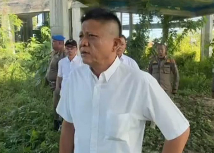 Bupati OKU Timur Tinjau GSC Martapura, Ajukan Bangub untuk Lanjutkan Pembangunan Tahun Ini