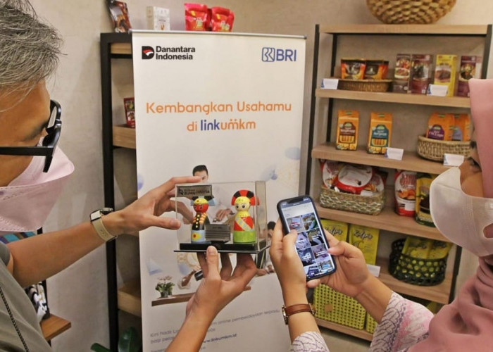 Usaha Camilan Berbasis Resep Keluarga Ini Berhasil Naik Kelas Lewat LinkUMKM BRI