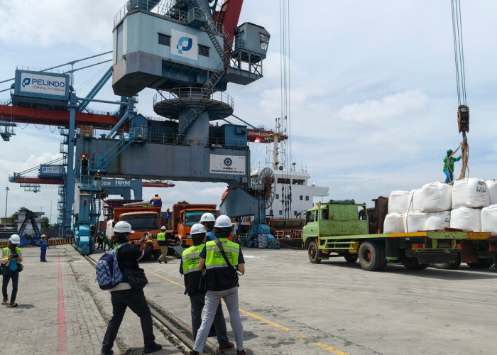 PTP Nonpetikemas Gelar Port Visit PortPress 2026, Kenalkan Aktivitas Nonpetikemas di Pelabuhan Boom Baru