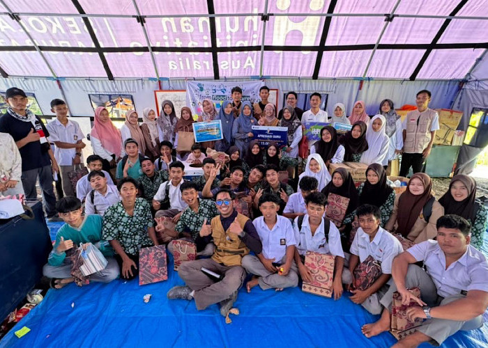 PTBA Perkuat Pemulihan Psikologis dan Sarana Pendidikan Pascabanjir Sumatera  