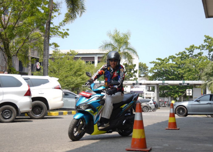 Fitur Baru New Honda Vario Evo 160, Makin resfonsif kencang: USB Type-C Charger hingga Pop Up Center Hook