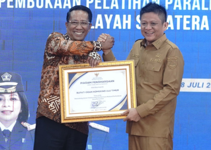 Pemkab OKU Timur Raih Piagam Penghargaan atas Dukungan Pembentukan Posbankum dan Pelatihan Paralegal
