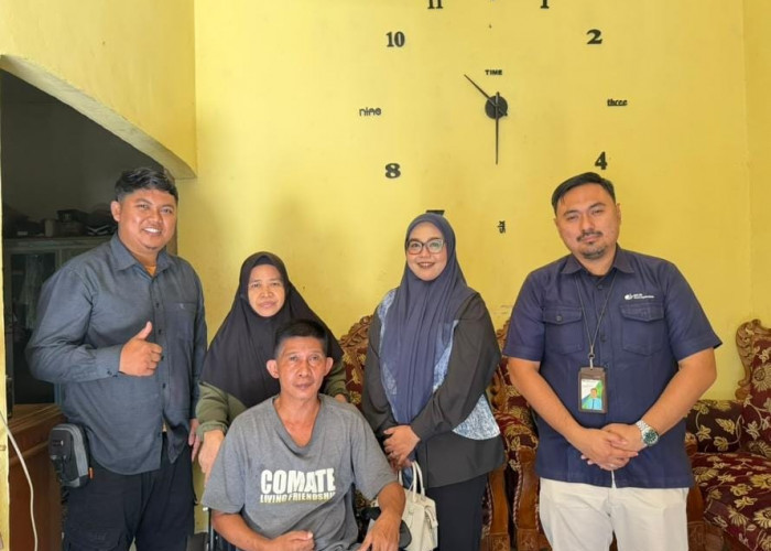 Kisah Haru Peserta Stroke Terima JHT Rp 58,8 Juta, BPJS Ketenagakerjaan Palembang Datangi Langsung Rumahnya