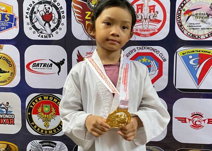 Mengenal Sosok Ayang Gadis Muda Palembang Raih Medali Emas Sriwijaya International Taekwondo Championship 2025