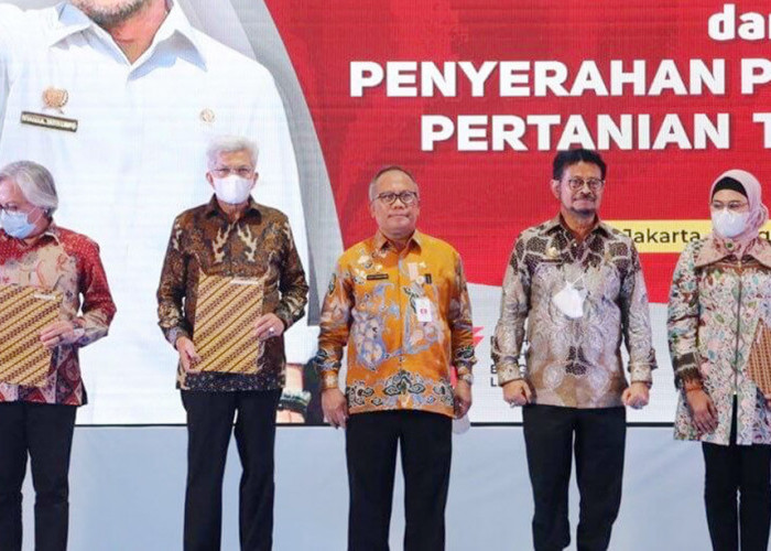 Masuk Lima Besar Provinsi Penghasil Padi Tertinggi Nasional, Sumsel Raih Penghargaan