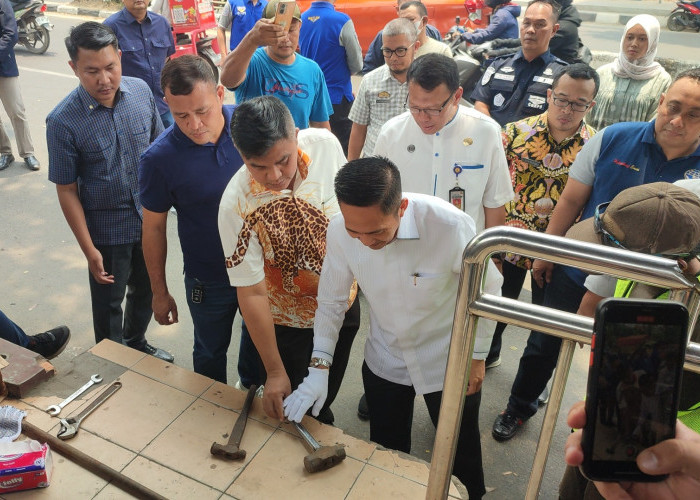 Halte di Kota Palembang Mulai Diperbaiki, PJ Wali Kota Palembang Ratu Dewa Tinjau Langsung