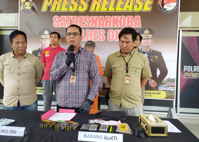 Polisi Tangkap Bandar Narkoba Sungai Lumpur OKI, Sita 12 Paket Sabu dan 3 Pucuk Senpi Revolver