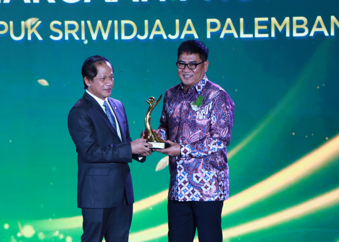 PT Pusri Palembang Raih Penghargaan PROPER Emas 2024, Tunjukkan Komitmen Terhadap Lingkungan Hidup