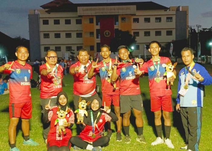 LUAR BIASA! Siswa SMAN 1 Payaraman Ogan Ilir Persembahkan Emas Bola Sundul Fornas NTB 2025 untuk Sumsel