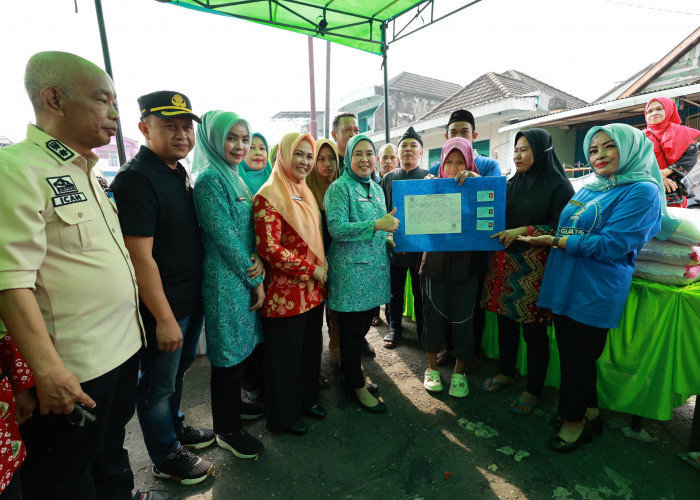 Dewi Sastrani Ratu Dewa Beri Pesan Menyentuh kepada Korban Kebakaran n Tulang Bawang V  Palembang