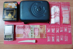 Diamankan Saat di Kamar Mandi, Polres OKI Temukan 11 Paket Sabu di Kaleng Kotak Rokok