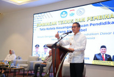 Ratu Dewa Buka Bimtek Tata Kelola Keuangan Sekolah, Tekankan Akuntabilitas dan Antipungli