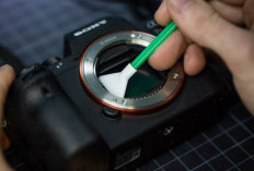 Begini Tips Merawat Lensa Kamera Pocket Agar Tidak Berjamur di Musim Hujan 2026
