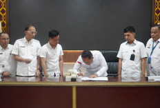Kanwil Kemenkum Sumsel Gelar Rapat Harmonisasi Raperbup Banyuasin Jelang Libur Panjang Mei 2025