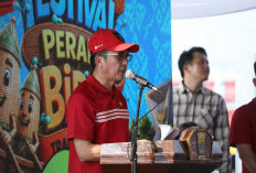 PADAT! Ratu Dewa dan Warga Palembang Saksikan Festival Perahu Bidar HUT Ke-81 RI