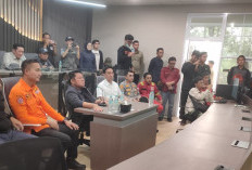 Polres OKI Dampingi Gubernur Sumsel Pantau Karhutla, Asap dari Jungkal Mengarah ke Palembang
