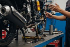 Jangan Tunggu Amblas, Ini Ciri Oli Shock Depan Motor Sudah Habis