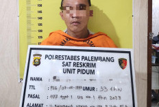 Pak Eko Bongkar Atap Rumah Ibu Fenny di 5 Ilir, Plafon Kamar Dijebol Harta Dikuras 