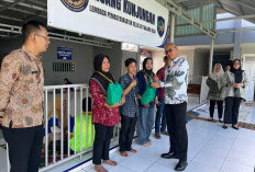 Lapas Tanjung Raja Ogan Ilir Salurkan Bantuan Sosial kepada Keluarga Warga Binaan