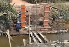 Luar Biasa, Warga Kecamatan Muara Telang Bangun 2 Jembatan Secara Swadaya