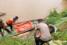 Jasad Bocah Laki-Laki 7 Tahun Ditemukan Mengapung di Aliran Sungai Desa Talang Balai Lama Ogan Ilir