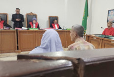 Anak Kandung Aniaya Ayah hingga Patah Lengan di Palembang, Tangis Haru Pecah di Ruang Sidang