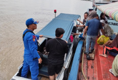 Dramatis! Ambulans Apung Polairud Polda Sumsel Selamatkan Nelayan Kritis dari Desa Terpencil