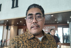 PKB Kaji Pembentukan Pansus Ijazah Gibran