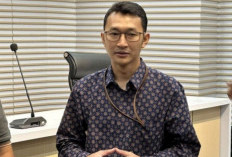 KPK Sita Uang Tunai Ratusan Juta Rupiah, Pagi Ini Bupati Muara Enim Edison Diterbangkan ke Jakarta
