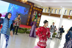  Batik Petule Asal Muara Enim, dari Meja Makan Menjelma Fashion Elegan 