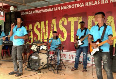 Warga Binaan Lapas Narkotika Kelas II A Muara Beliti Tunjukkan Semangat Positif Lewat Kegiatan Latihan Band