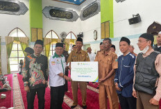 Pertama di Sumsel, Baznas Muara Enim Berikan Jaminan Sosial 100 Pekerja Rentan 