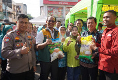 Masyarakat Serbu GPM dan OPM di Terminal Pasar Mambo II Kecamatan  Muara Enim