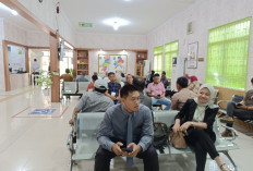 Masyarakat Keluhkan Layanan Pengadilan Agama Kayuagung Lamban, Sidang Hingga Malam