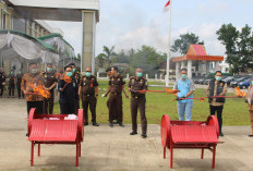 Tegas Berantas Tindak Pidana, Kejari OKU Musnahkan Barang Bukti 59 Perkara Inkracht