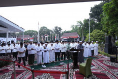 Berharap Hujan Segera Turun, Pemkot Palembang Gelar Sholat Istisqa di Halaman Rumdin Tasik