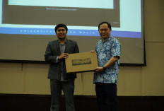 Dosen UBD Ahmad Khudri Raih Juara Pertama AI Hackathon di TechnoArt 2025 Universitas Bunda Mulia