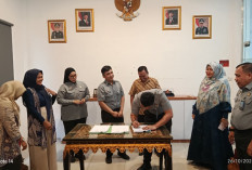 Kemenkum Sumsel Laksanakan Serah Terima Protokol Notaris Endang Purwaningsih kepada Notaris Fita Asih Septiami