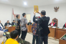 Mantan PJ Bupati OKU Hadir Pemeriksaan Sidang Korupsi Pemberi Fee Proyek Pokir DPRD