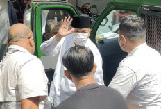 Alex Noerdin Sapa Simpatisan, Hadiri Sidang Eksepsi Kasus Korupsi Revitalisasi Pasar Cinde