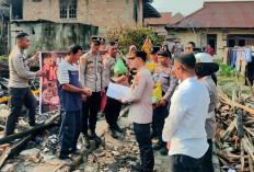 Rumah Ludes Terbakar, Kapolres Prabumulih Turun Langsung Salurkan Bantuan untuk Korban