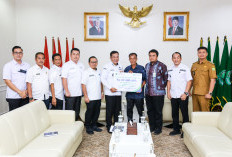 Bupati Muba dan BPJS Ketenagakerjaan Serahkan Santunan Rp42 Juta kepada Ahli Waris Pekerja Rentan