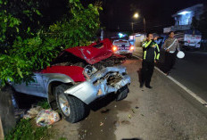 Lakalantas Adu Kambing di Jalintim Indralaya, Kedua Mobil Ringsek Diamankan Sat Lantas Polres Ogan Ilir